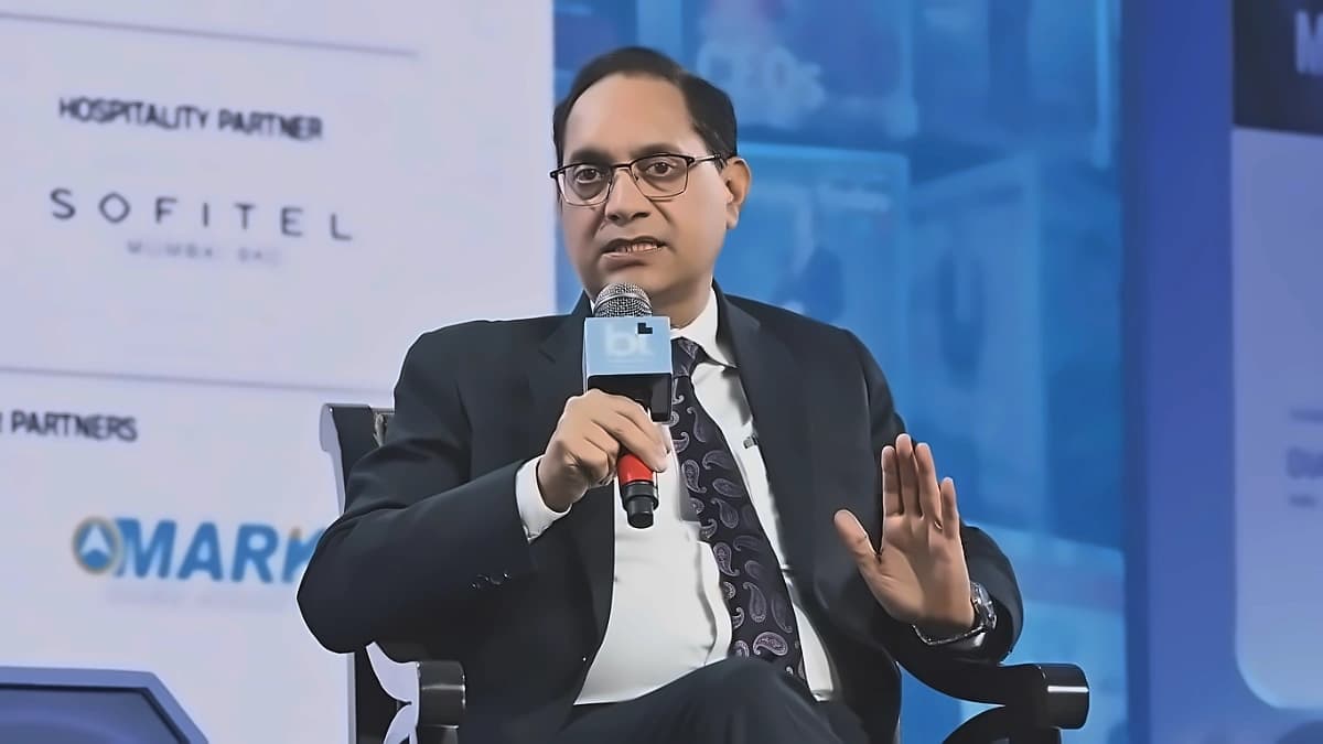 SEBI Chief Emphasizes Trust as FIIs Eye India Return