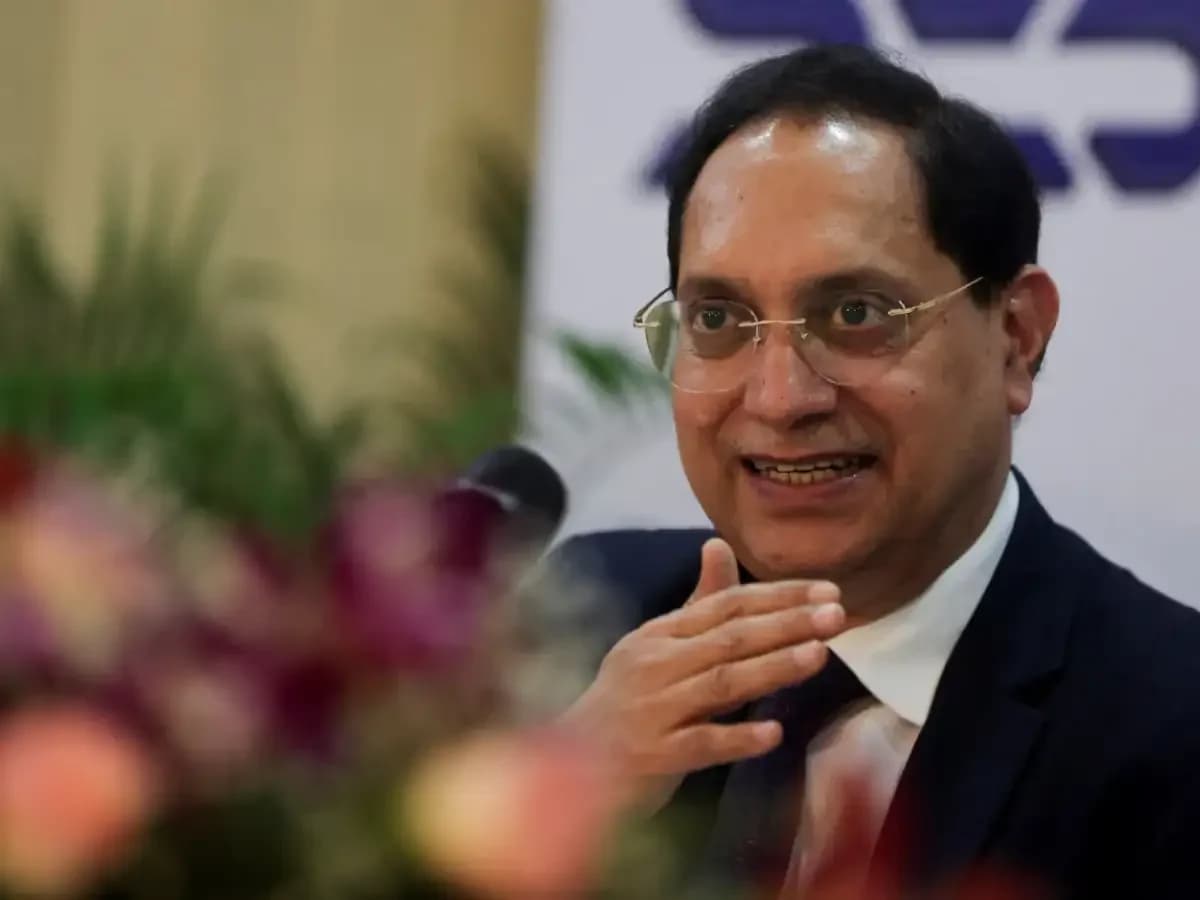 Sebi to Issue AI Guidelines, Derivatives Settlement Rules Within Week