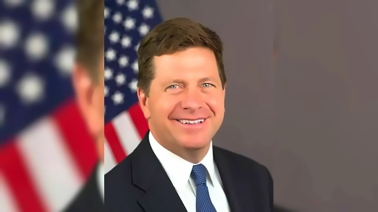 Senate Confirms Jay Clayton as National Intelligence Director
