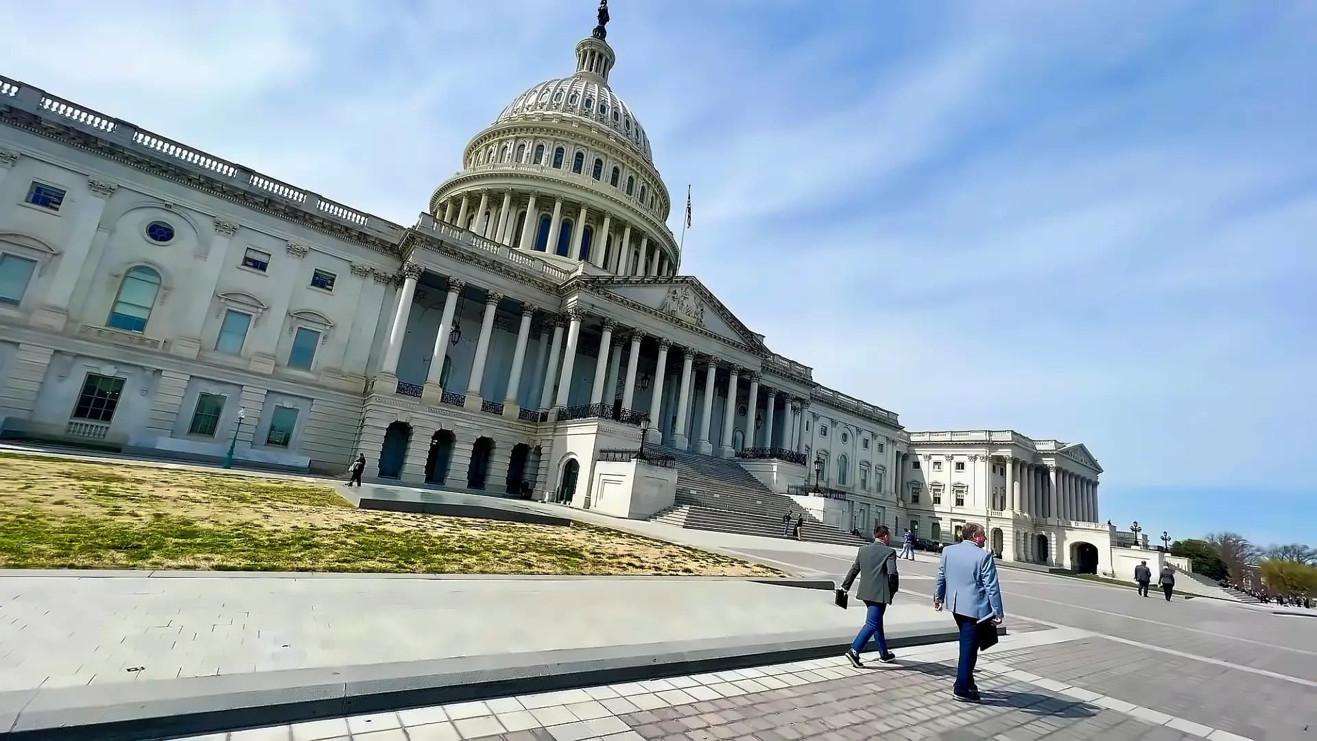 Gillibrand Boosts CLARITY Act Optimism as Senate Markup Nears