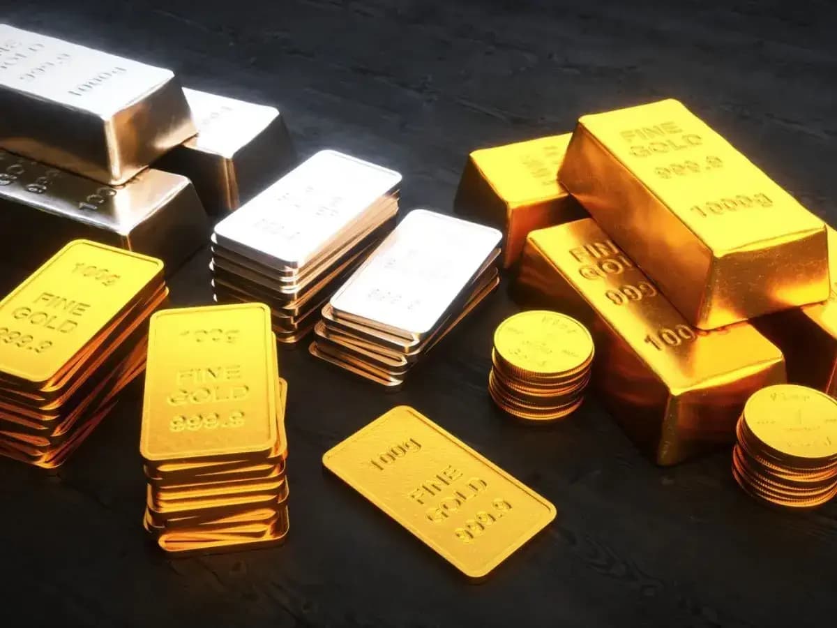 Gold crashes below ₹1.5 lakh, silver falls ₹2,000 on dollar strength