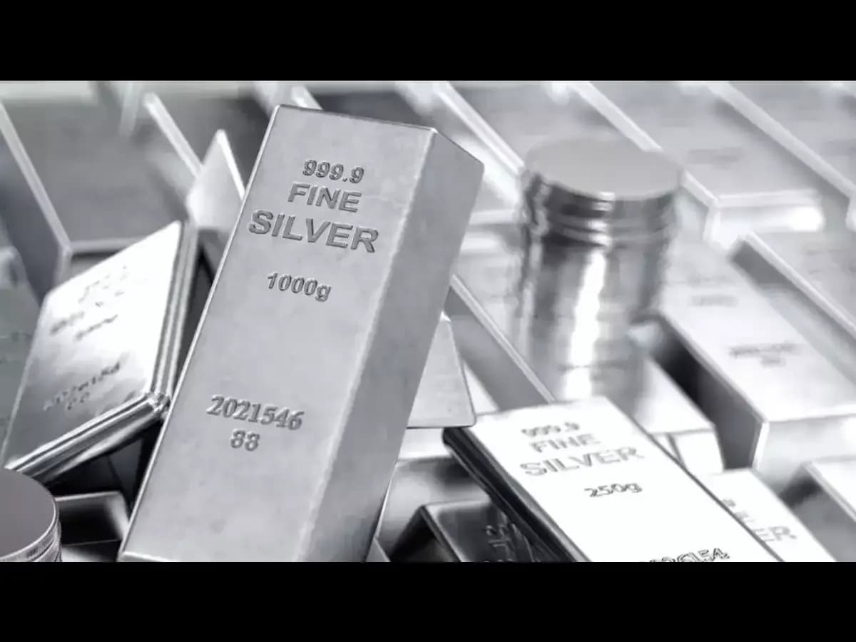 Silver steady near ₹2.44 lakh/kg amid Middle East tensions, Fed cues