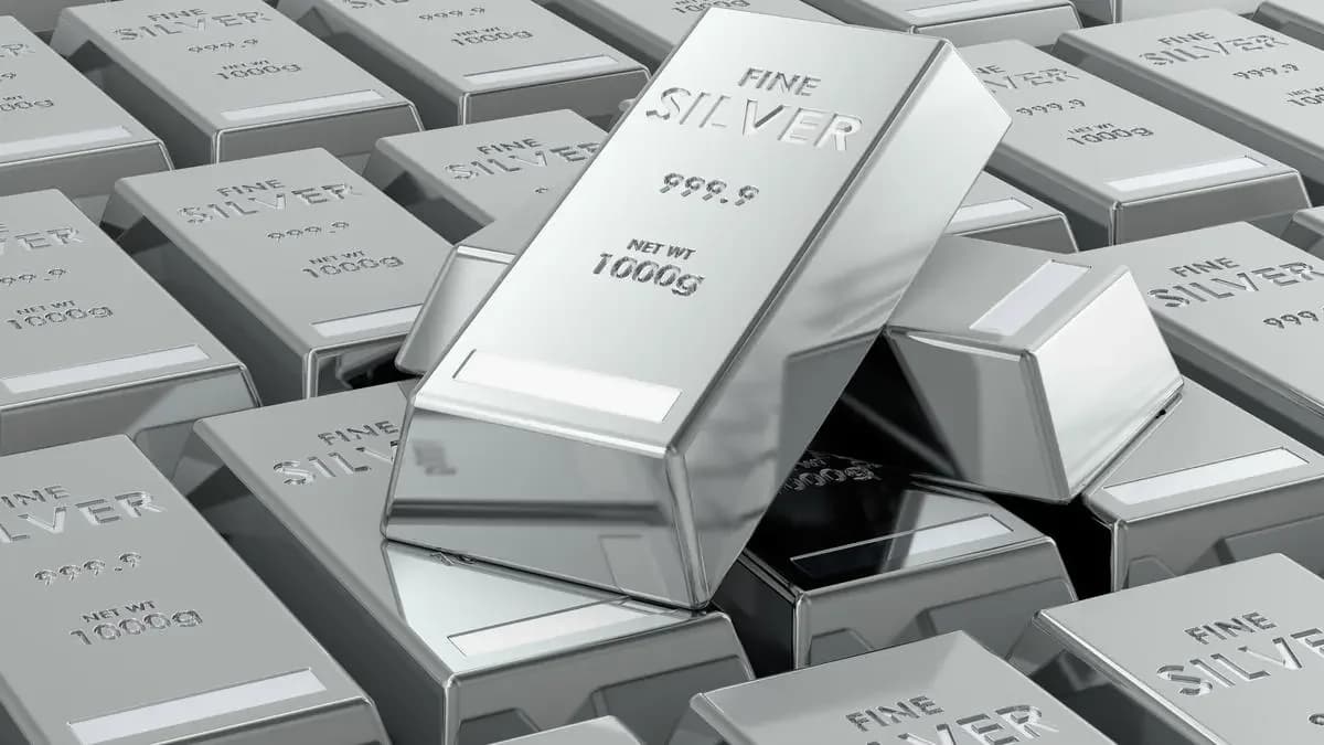 Gold rebounds to ₹14.48 lakh/kg as US-Iran peace talks continue
