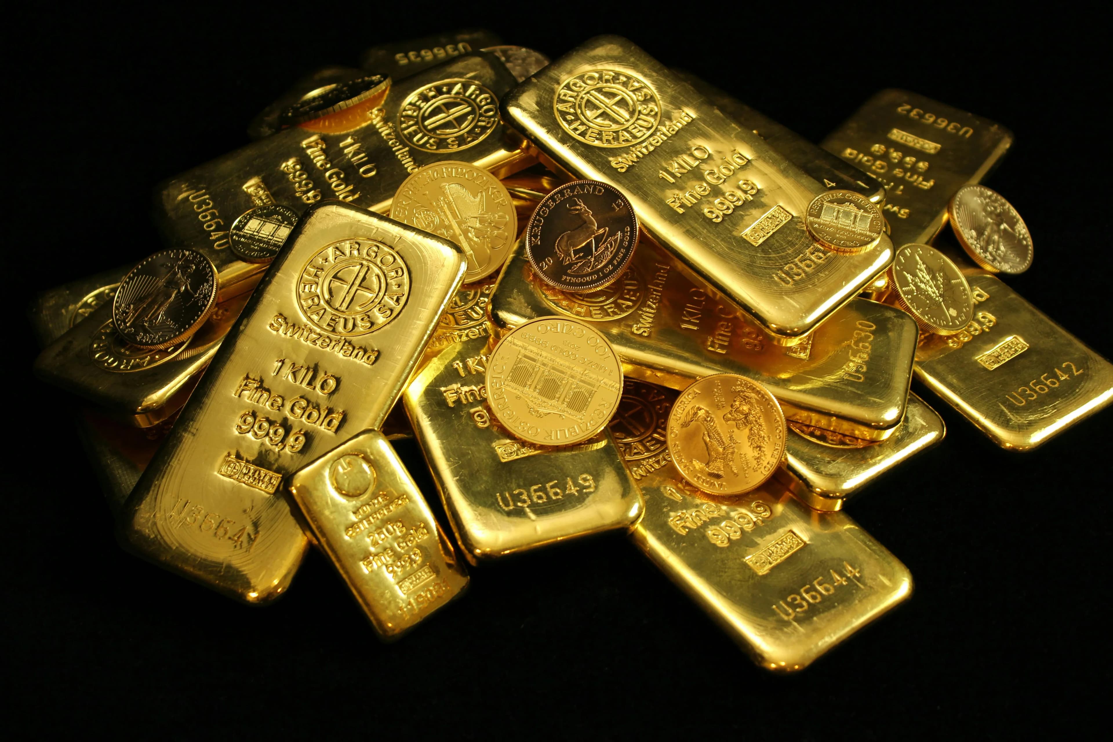 SIP vs Gold ETF: Investment Strategy Analysis