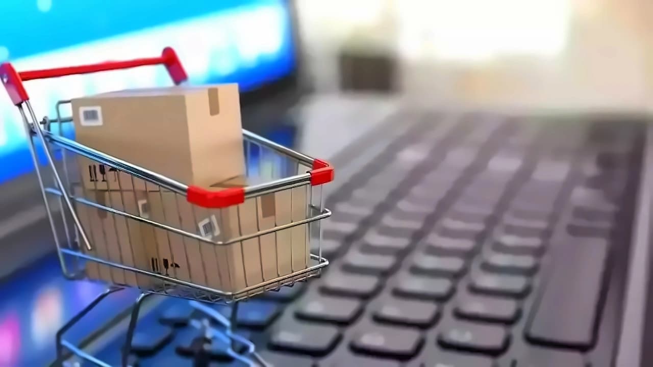 Small-city e-commerce orders surge but values lag big markets