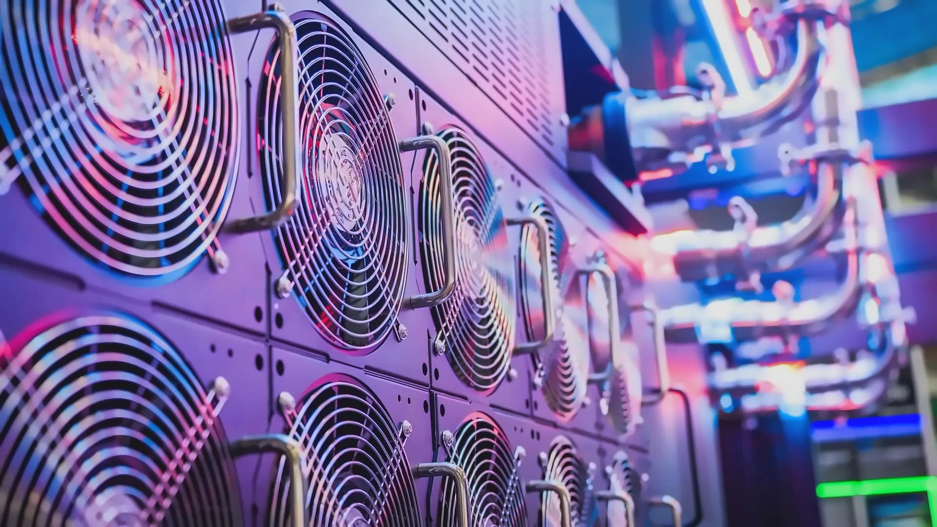 Solo Bitcoin Miner Wins $200K Block Reward Amid Market Volatility