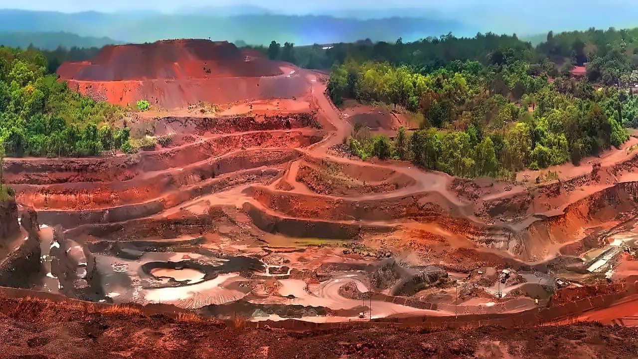 Steel Ministry directs SAIL, NMDC to explore overseas mining assets