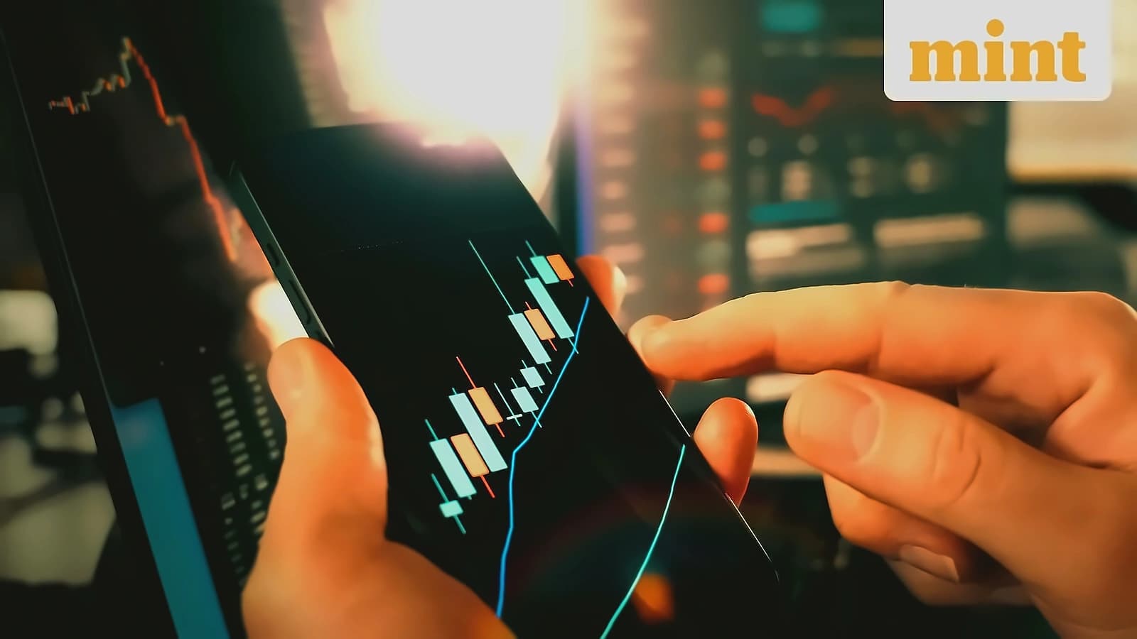 Stocks log best weekly streak in 7 months as crude oil drops