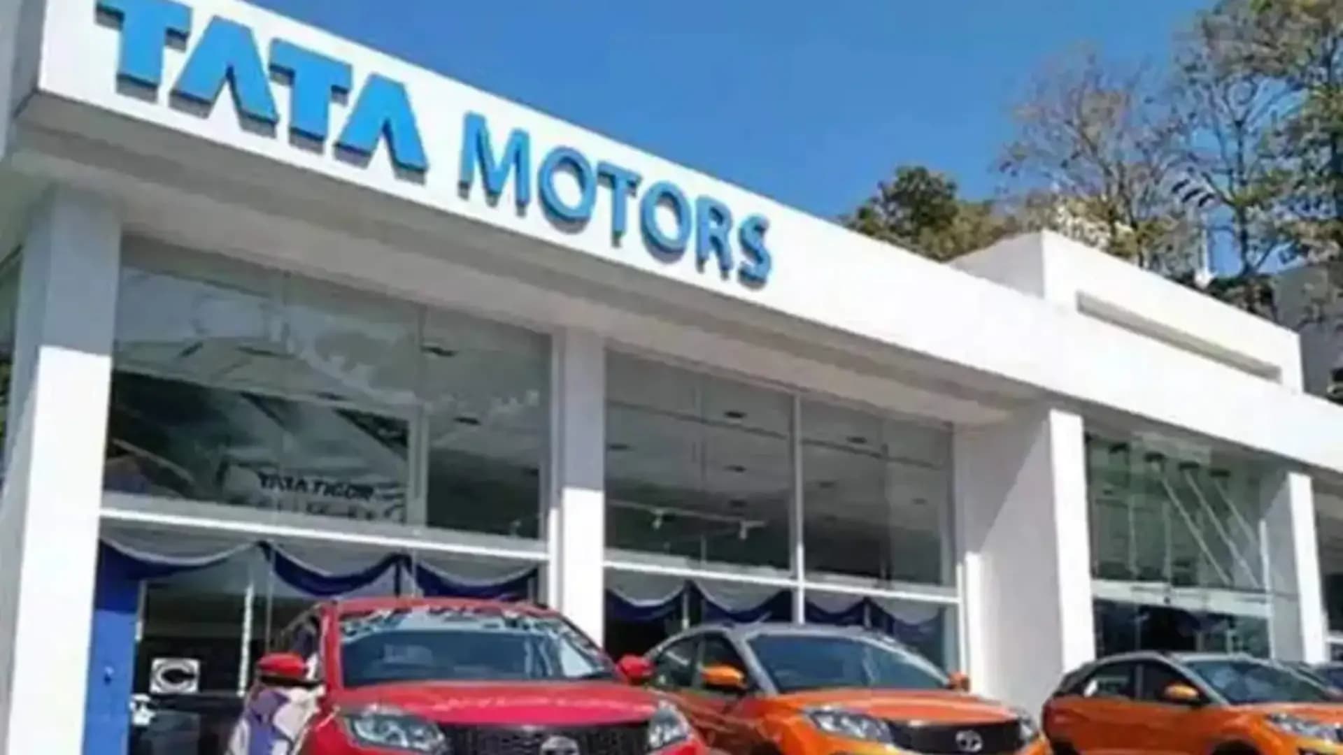 Tata Motors Q2 Results: ₹2,138 cr profit, 42% revenue jump amid commodity pressures