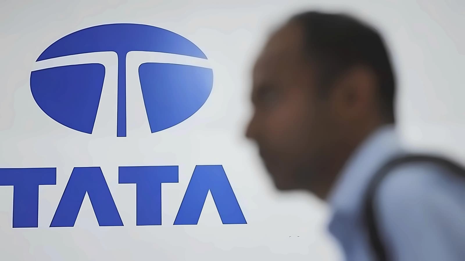 Tata Sons Reviews Turnaround Plans as Losses Hit ₹29,000 Crore