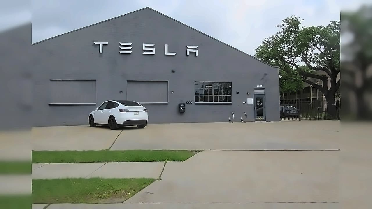 Tesla Faces EU Safety Data Scrutiny as Investigators Question Claims