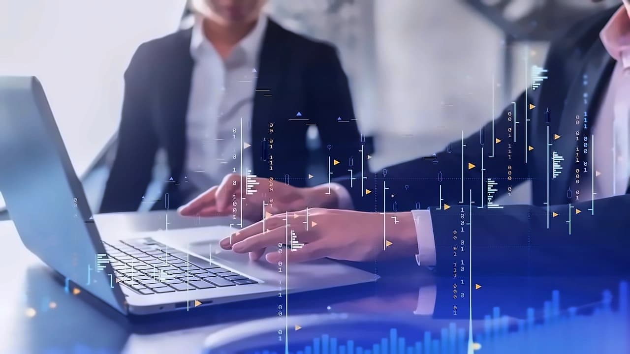 Market Update: Nifty 50 Midday Trading Shows Selective Resilience