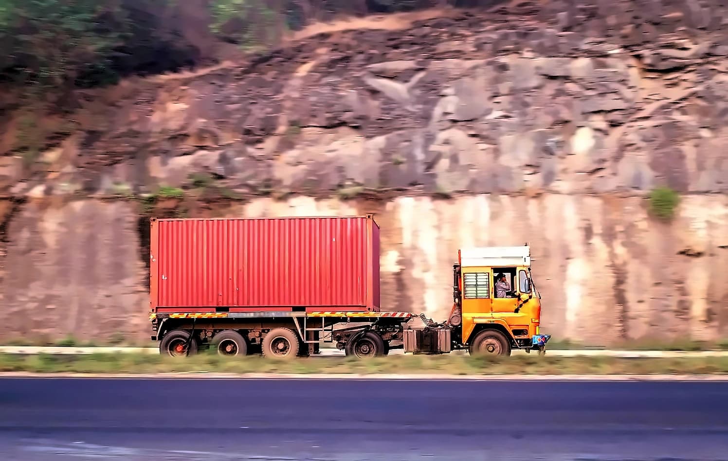 Truck rentals firm as EV sales surge 143% YoY: Shriram Finance
