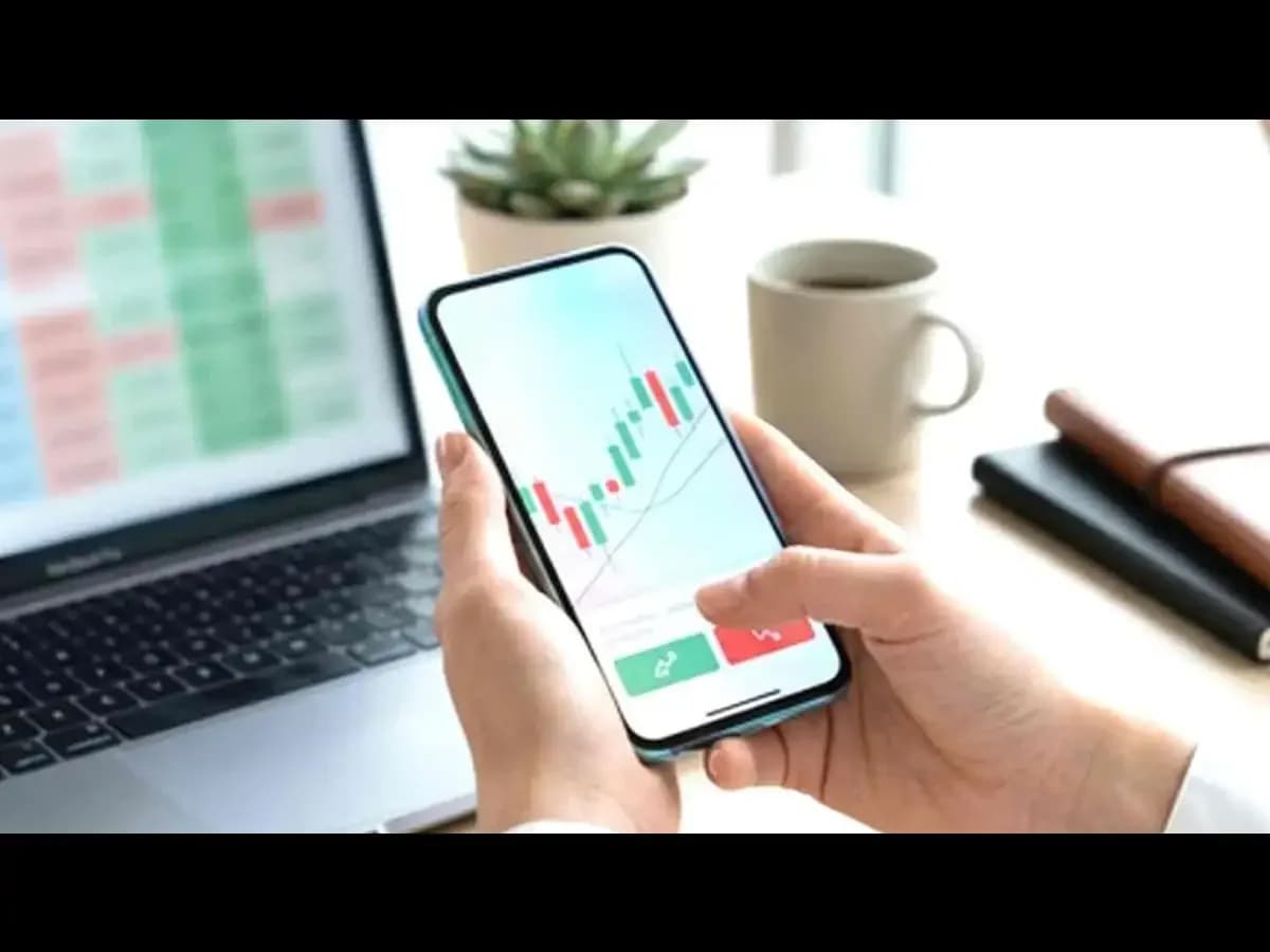 Two Stock Picks: Ceramic Tile Maker Targets 6.65% Gain, Bank Stock Eyes 6%