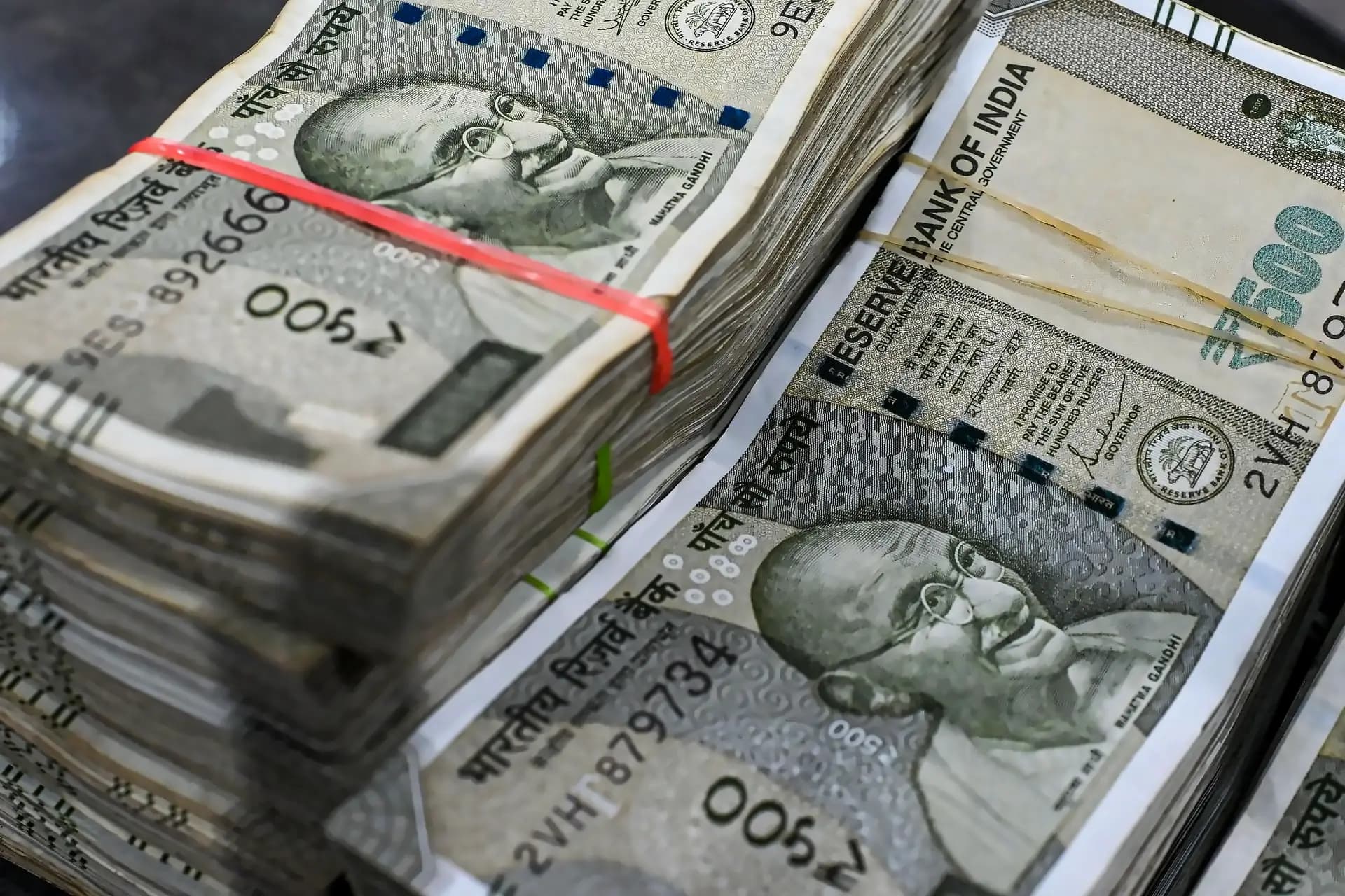 Uflex-Spectra Partnership Bids for India's Polymer Banknote Programme