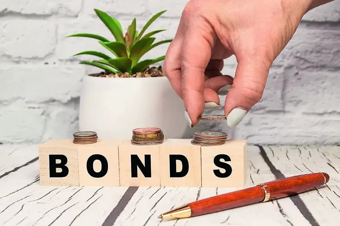 UK Bonds Rise as Burnham Victory Triggers Political Uncertainty