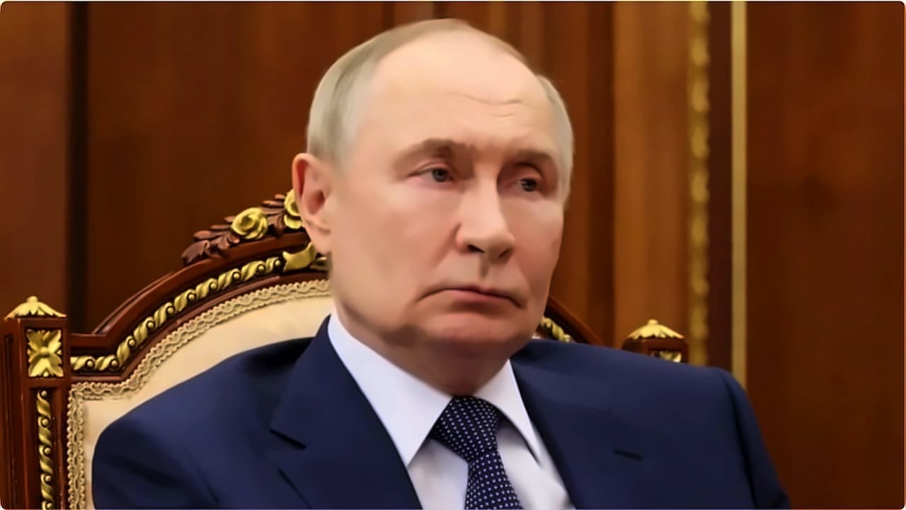 Putin dismisses Russian fuel crisis as Ukraine strikes continue