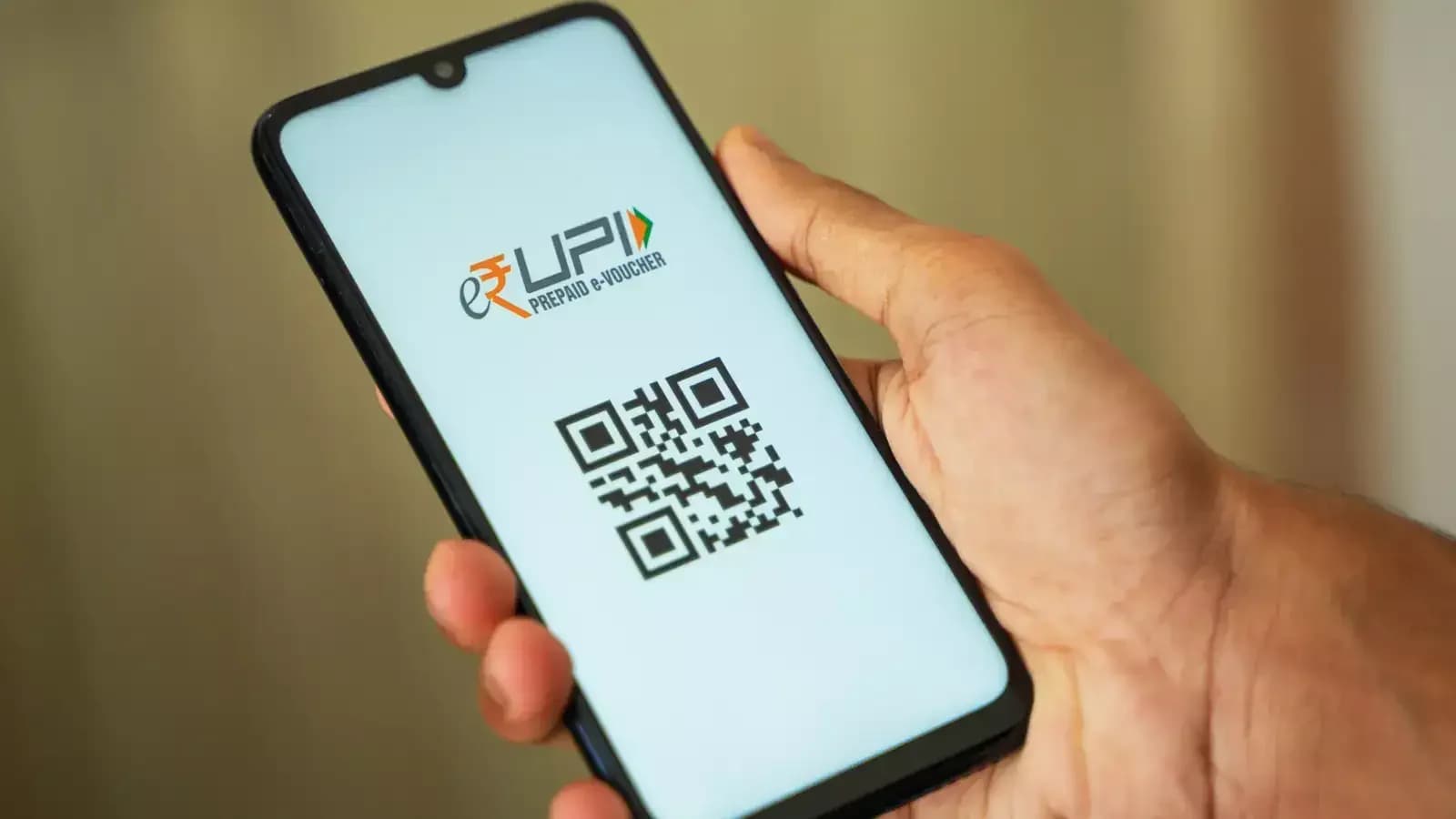 UPI transactions hit record ₹230 lakh crore in FY26 till Dec