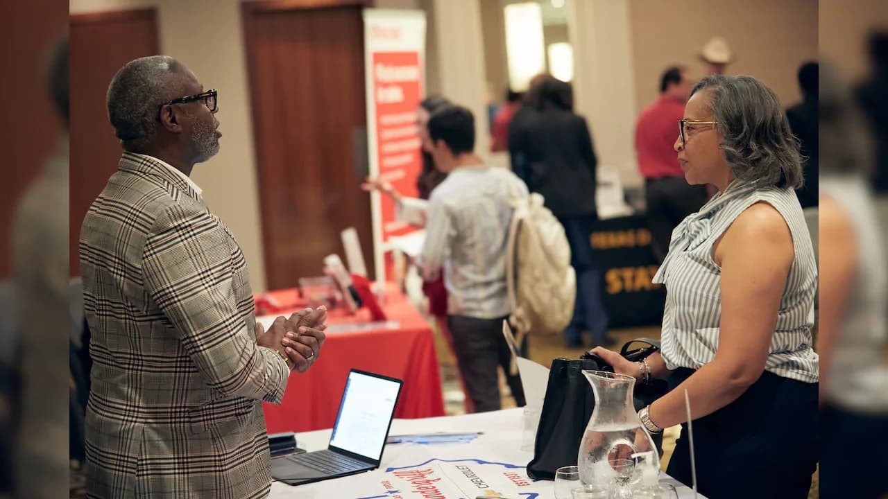 US Job Growth Revised Down 79,000 in Preliminary Estimate
