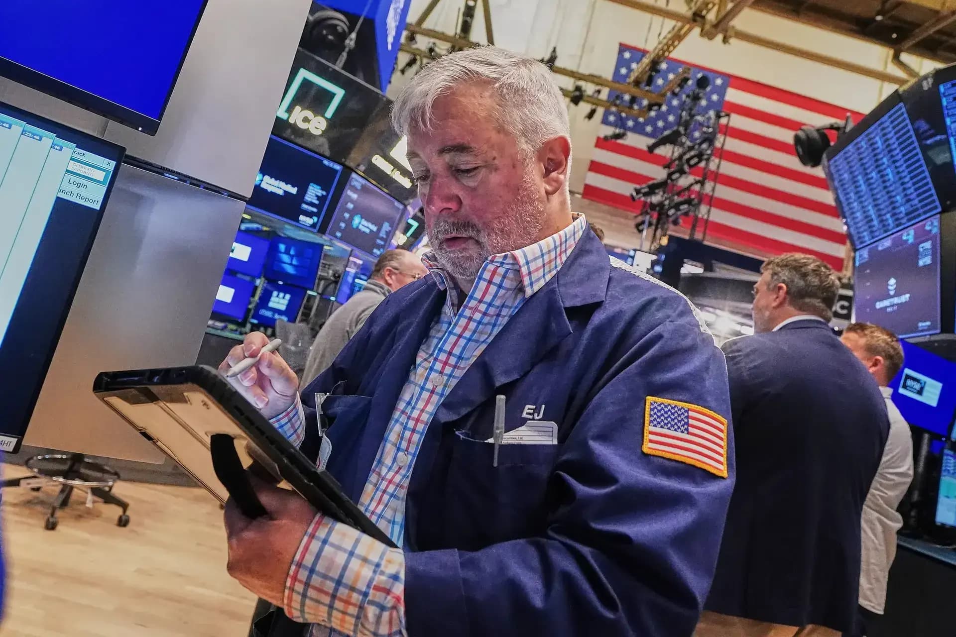 US Markets Closed Monday for Memorial Day; Trading Resumes Tuesday