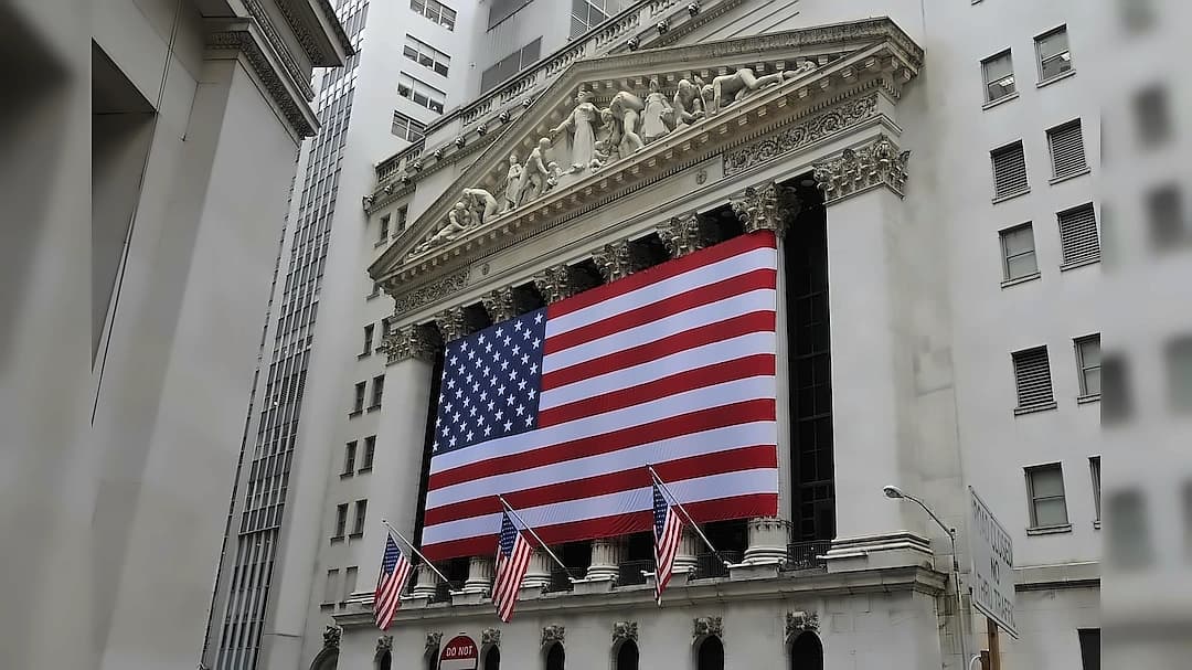 US Markets Hit Records Despite Inflation Data as Iran Tensions Escalate
