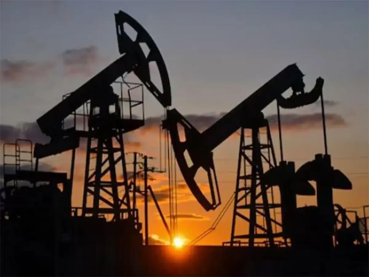 US Refiners Boost Buybacks as Iran War Drives Record Margins