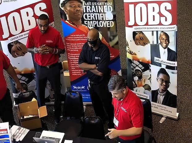 US Unemployment Claims Hit 197,000, Lowest Since Mid-July