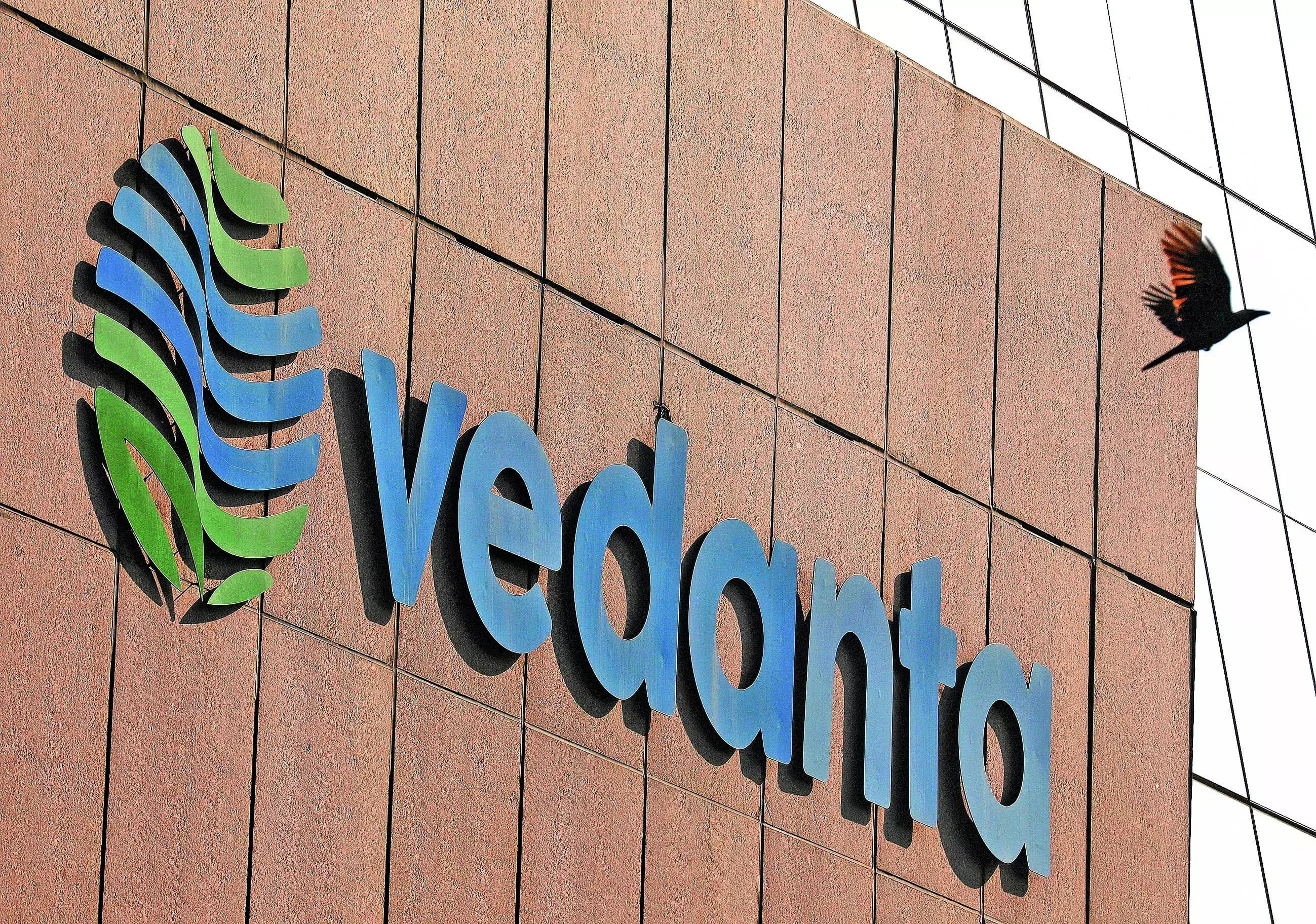 Vedanta Group stocks surge 20%: Iron & Steel hits ₹42.65 high