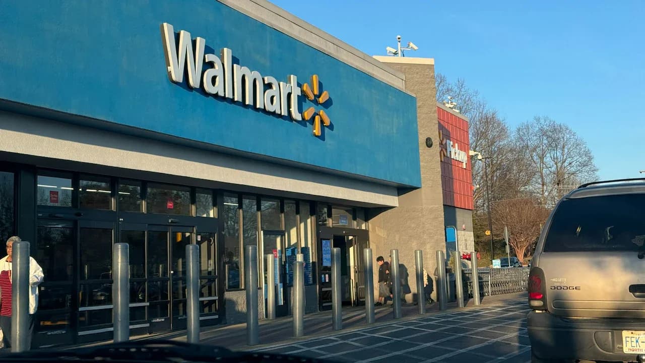 Walmart Q2 Results: 8% Share Drop Despite Raised Guidance