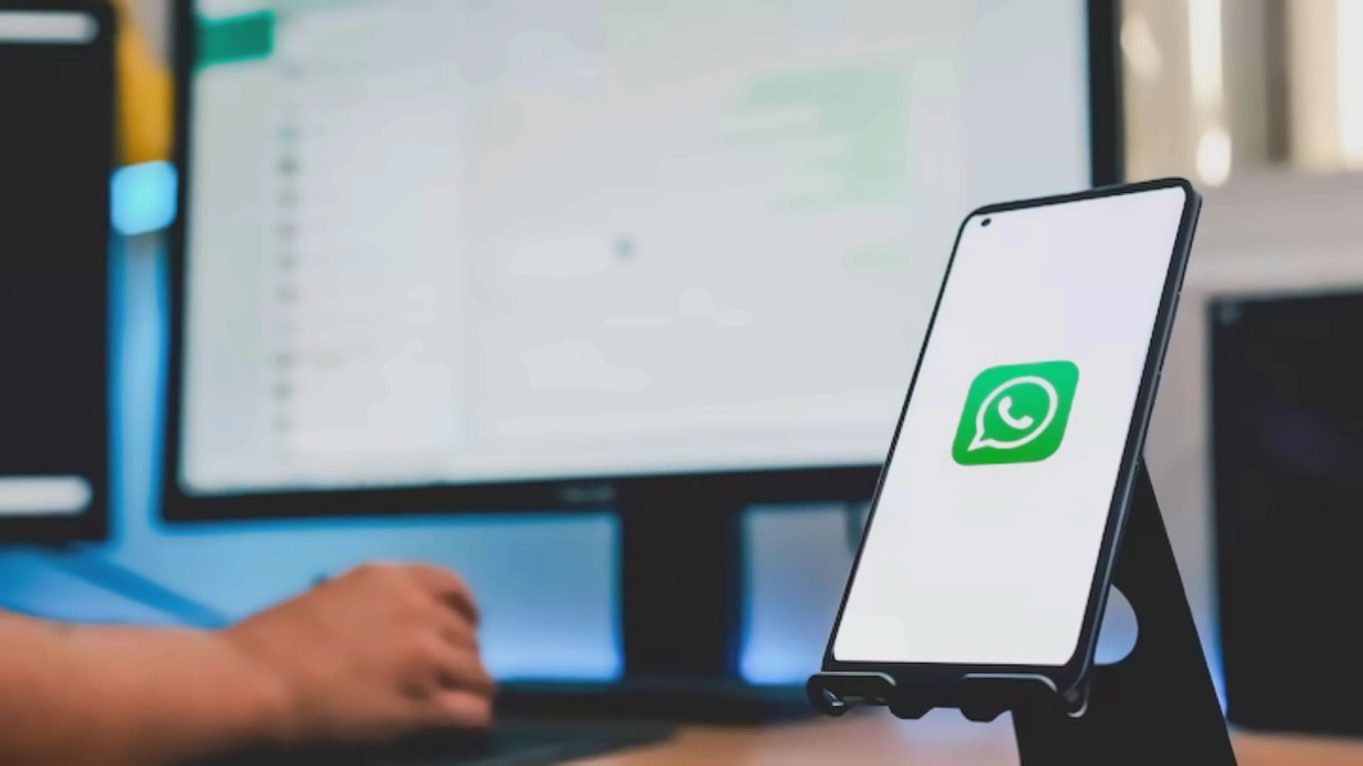WhatsApp Business stops delivering messages from Oct 1 without payment