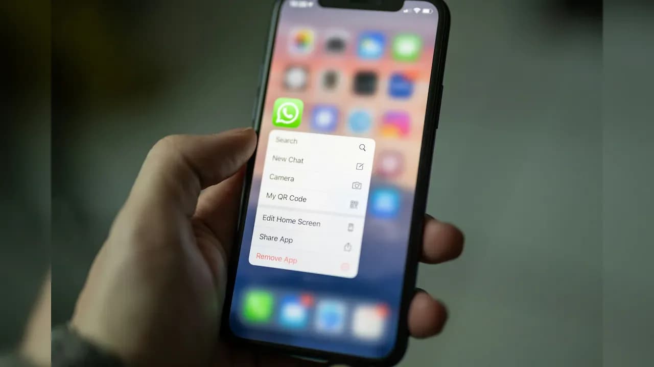 WhatsApp Tests Age Verification for India Users Amid Account Reviews