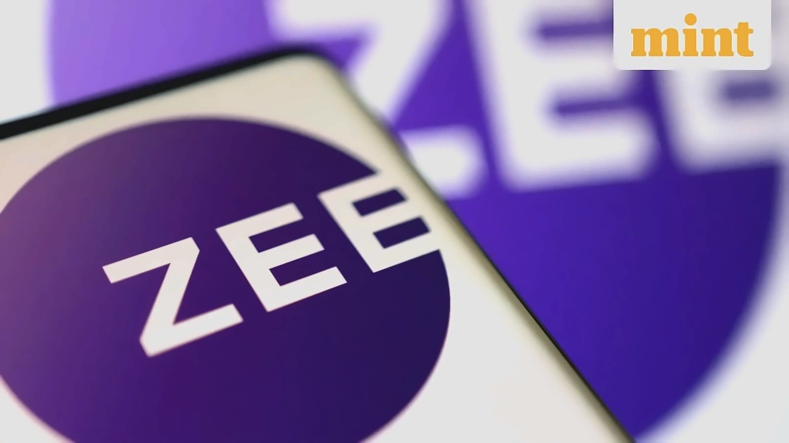 ZEE shares fall 3% on ₹3,144 cr warrant issue approval
