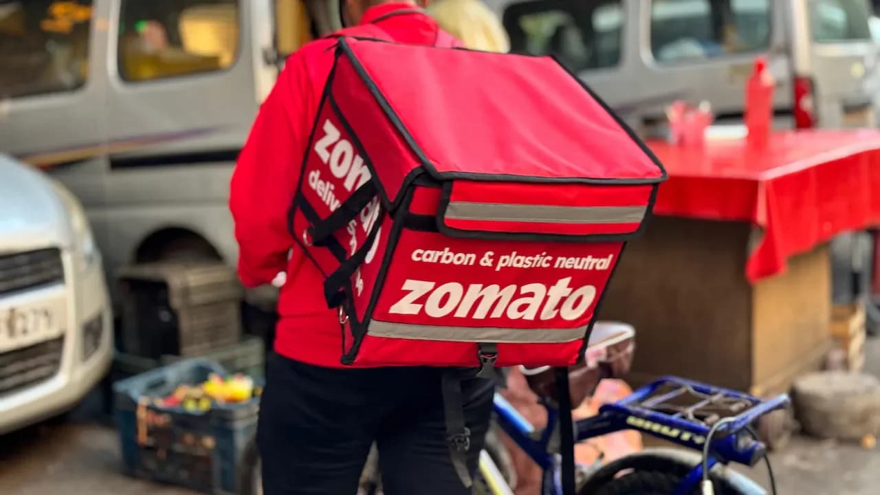 Zomato Bans Analogue Dairy, Delists Non-Compliant Restaurants
